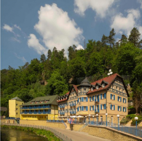 Hotel Praha, Hřensko